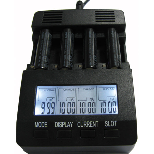 Japcell batterilader med LCD display til AA/AAA 4 stk-1