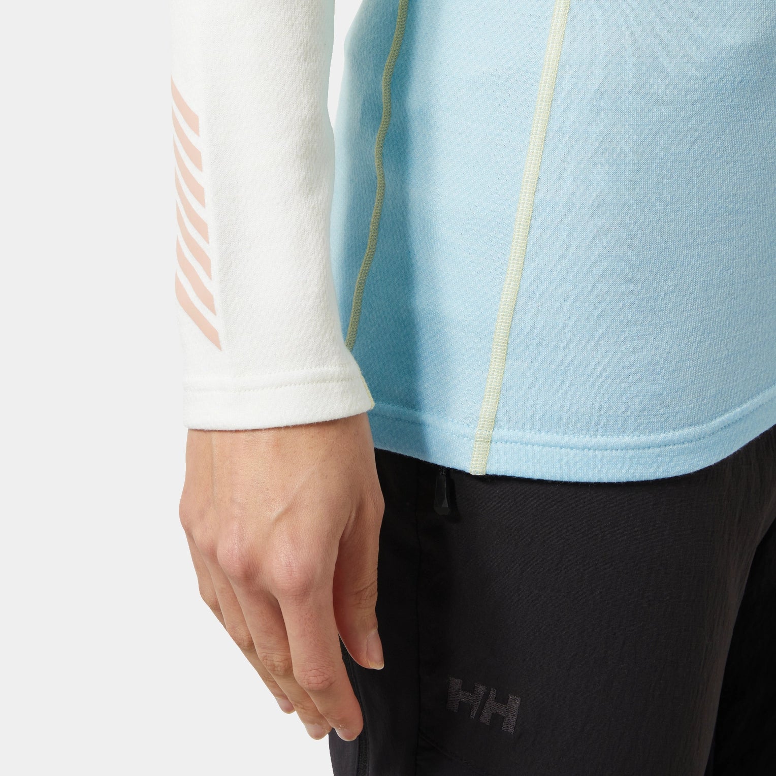Helly Hansen LIFA Merino Midweight Crew dame baselayer detalje